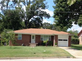 1207 Fox Ln, Longview, TX 75601