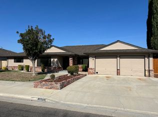 1046 Van Buren Ave, Los Banos, CA 93635