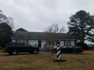 1880 Blakes Cove Ln, Hayes, VA 23072