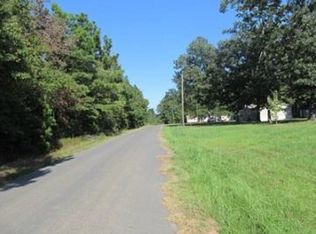 331 Anthony Dr, Logansport, LA 71049