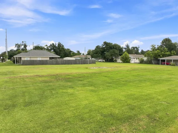 3523 Louisiana Ave, Lake Charles, LA 70607