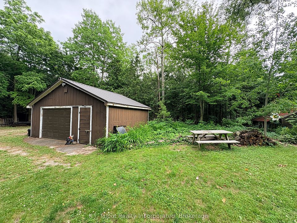 1st image of 81001 Falls Rd