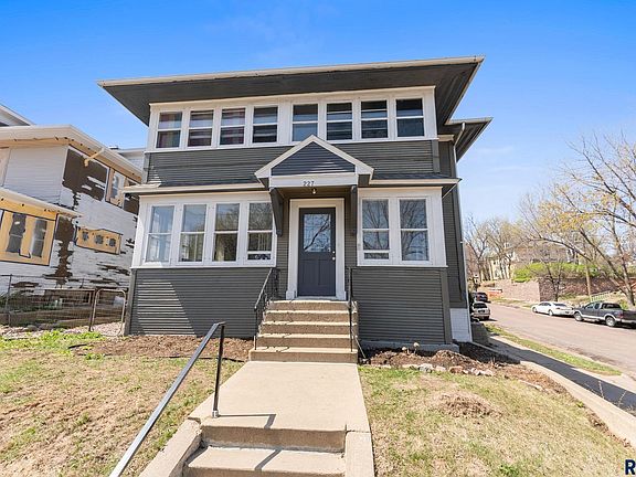 2nd image of 227 N Spring Ave