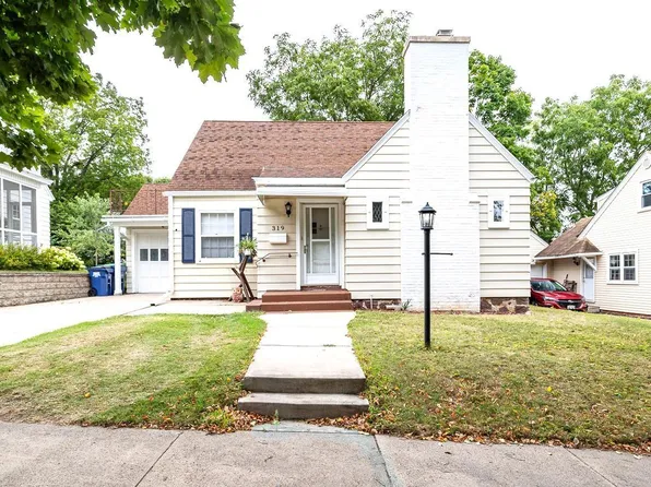 319 South 10TH AVENUE, Wausau, WI 54401