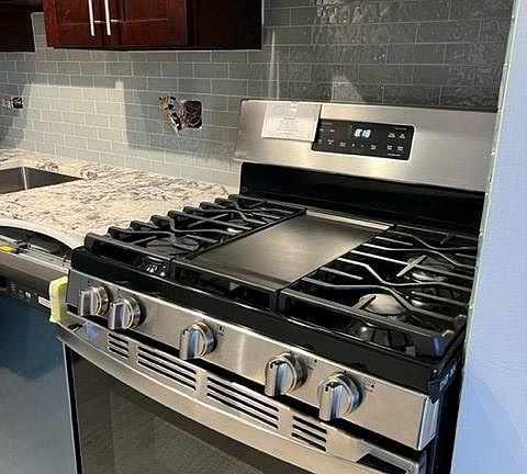 4th image of 1463 Mercury Dr APT 210