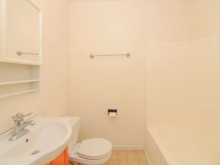 1721 Cliff Dr — Photo 8