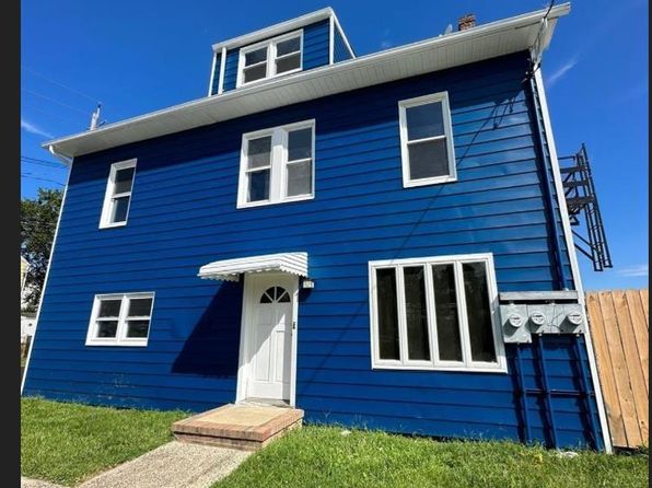 1061 King Georges Post Rd