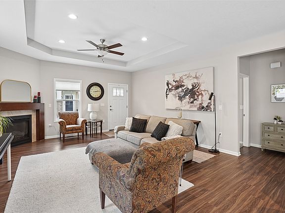 5th image of 1401 SW Parkridge Ln