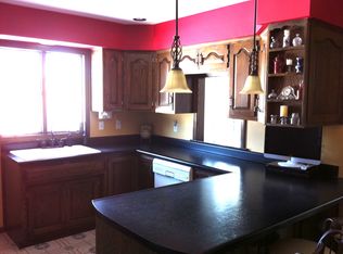 449 Wessex Rd, Valparaiso, IN 46385