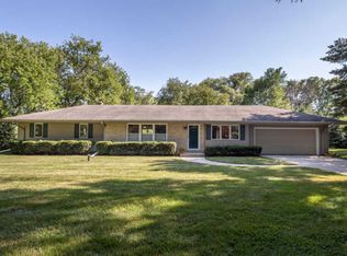 1835 W Donges Bay Rd, Mequon, WI 53092