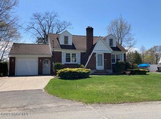 1729 Caldicott Rd, Schenectady, NY 12303