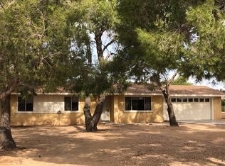 21320 Zuni Rd, Apple Valley, CA 92307