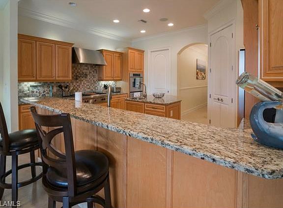 4th image of 1590 Bonita Ln