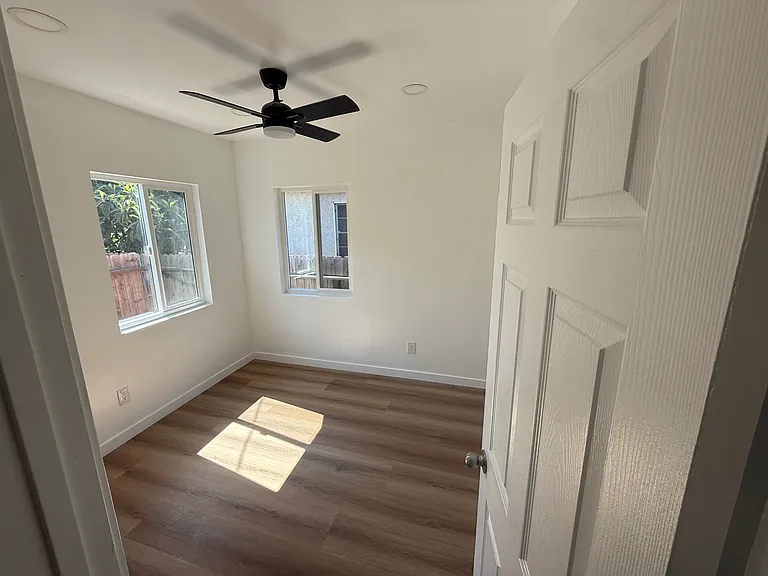 1082 Lewis Ave #A — Photo 17