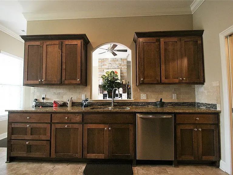 4300 Eggersway Pl — Photo 8