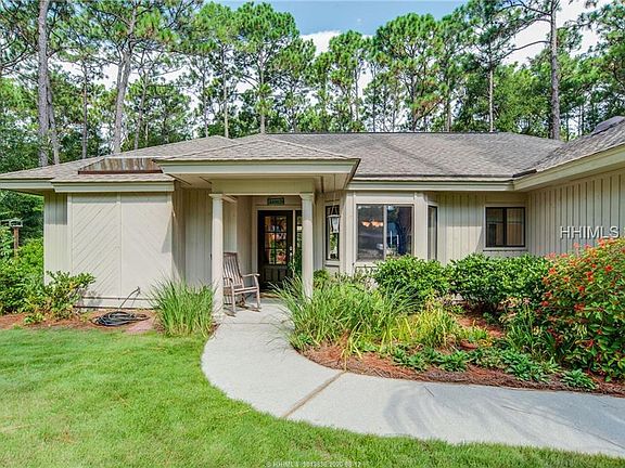 4th image of 46 Big Woods Dr