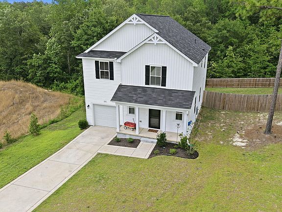 3rd image of 169 Hedge Hunter Court