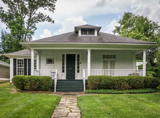 8 Hawthorn Hl, Louisville, KY 40204
