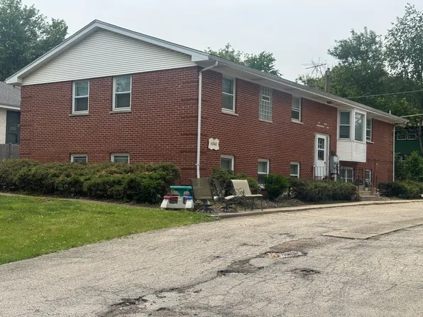 5840 Sunrise Ave, Clarendon Hills, IL 60514