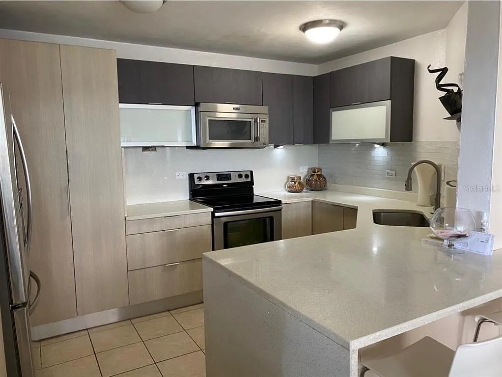 3 bed, 2.5 bath, 1400 sqft, $3,000 — Photo 4