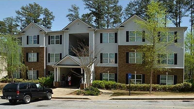 1st image of 3201 Fairington Village Dr