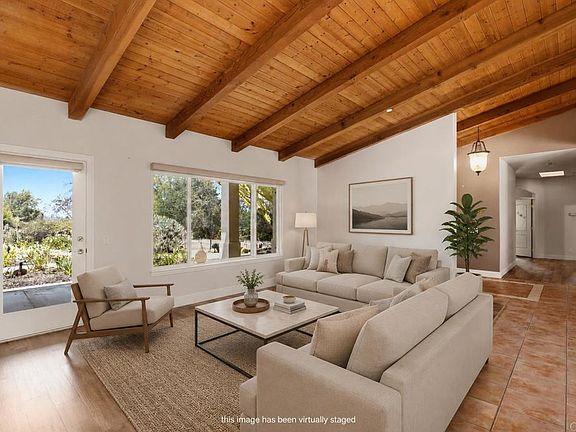 5th image of 1534 Linda St