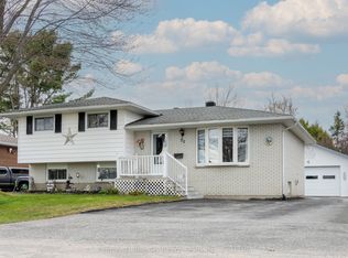 22 Nightingale Dr, North Bay, ON P1A2R2
