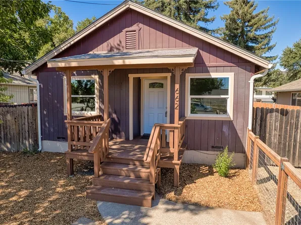 662 1st St, Upper Lake, CA 95485