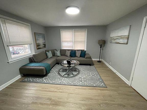 5th image of 6322 Carnation St #6322A