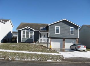 2207 Meadow Trl, Saint Joseph, MO 64503
