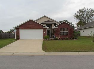 646 Hanley Downs Dr, Cantonment, FL 32533