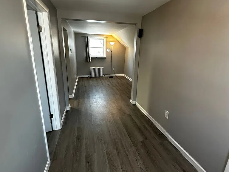 176 Park St — Photo 3
