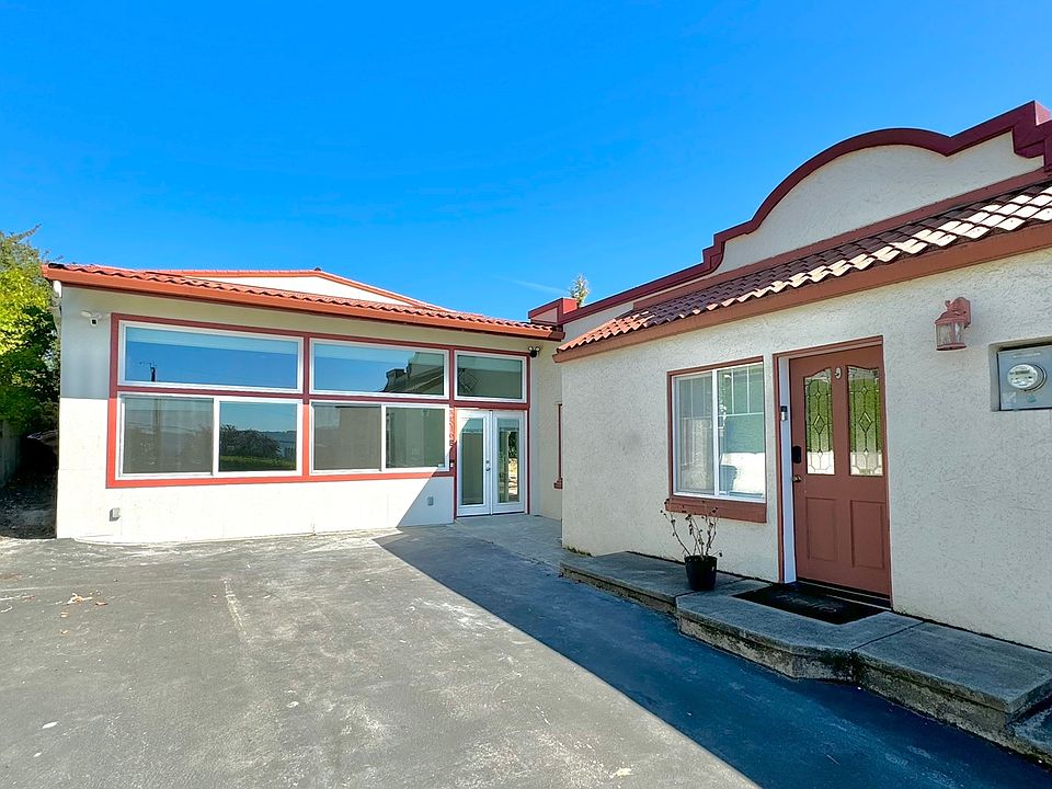 1st image of 22516 8th Ave S #B