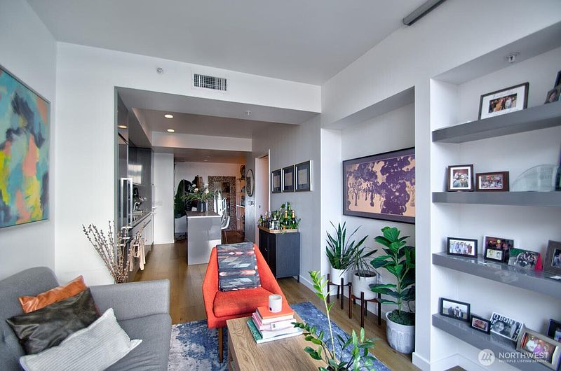 5th image of 1808 Minor Avenue #1700