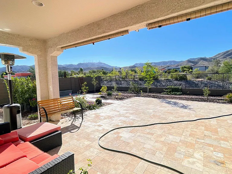 1547 W Corral Rd — Photo 9