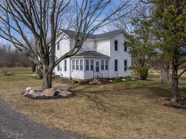 6003 Barclay Rd, Sodus, NY 14551