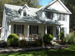 305 Pennbrook Rd, Stroudsburg, PA 18360