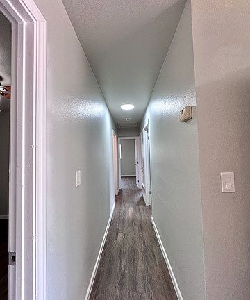 5th image of 4811 Castle Strm