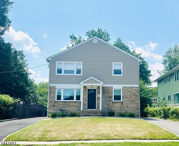 1st image of 546 Carleton Rd
