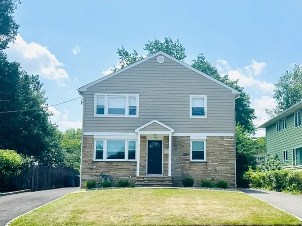 546 Carleton Rd, Westfield Town, NJ 07090