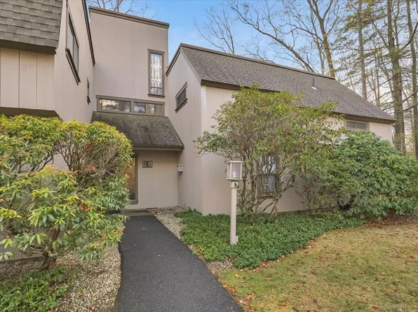 58 Crocus Lane #58, Farmington, CT 06001