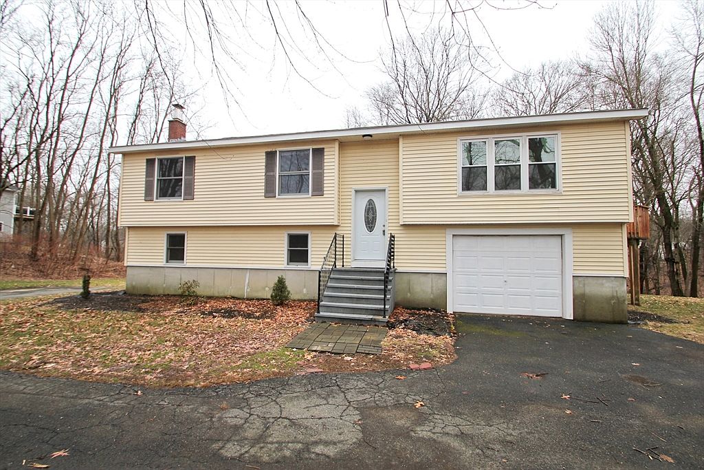 322 Dale St, Chicopee, MA 01020 Zillow