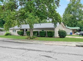 1301 Glenbriar Dr, Mountain Home, AR 72653