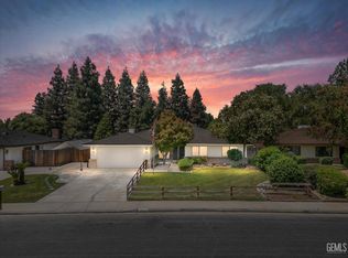 1513 El Portal Dr, Bakersfield, CA 93309