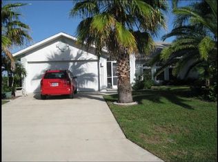 21 Medalist Ct, Rotonda West, FL 33947
