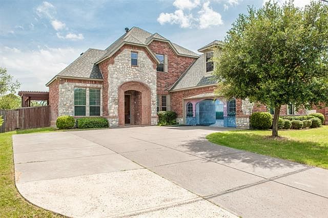 1st image of 2610 Kuykendall Dr