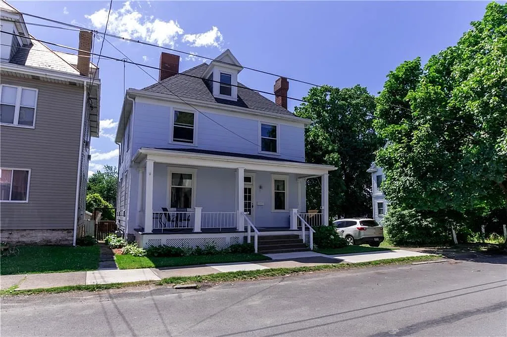 129 Union St photo 1