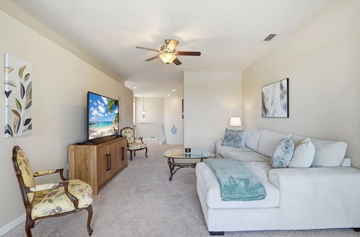 3 bed, 2.0 bath, 1862 sqft, $3,793 — Photo 3