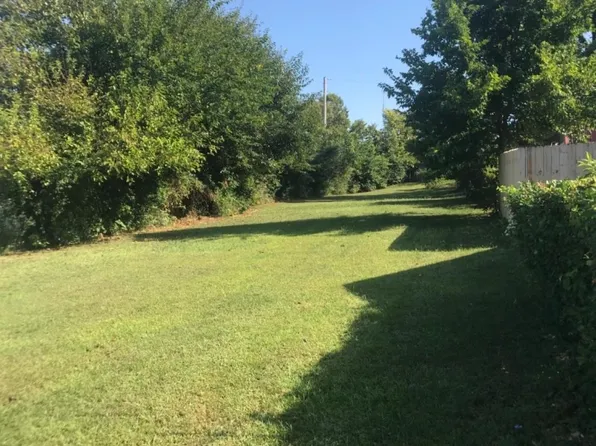 117 Stratton Ave, Nicholasville, KY 40356