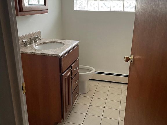 5th image of 9504 Lawrence Ct #2